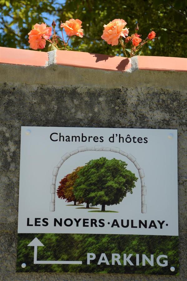 Bed and Breakfast Les Noyers Aulnay Aulnay  Экстерьер фото
