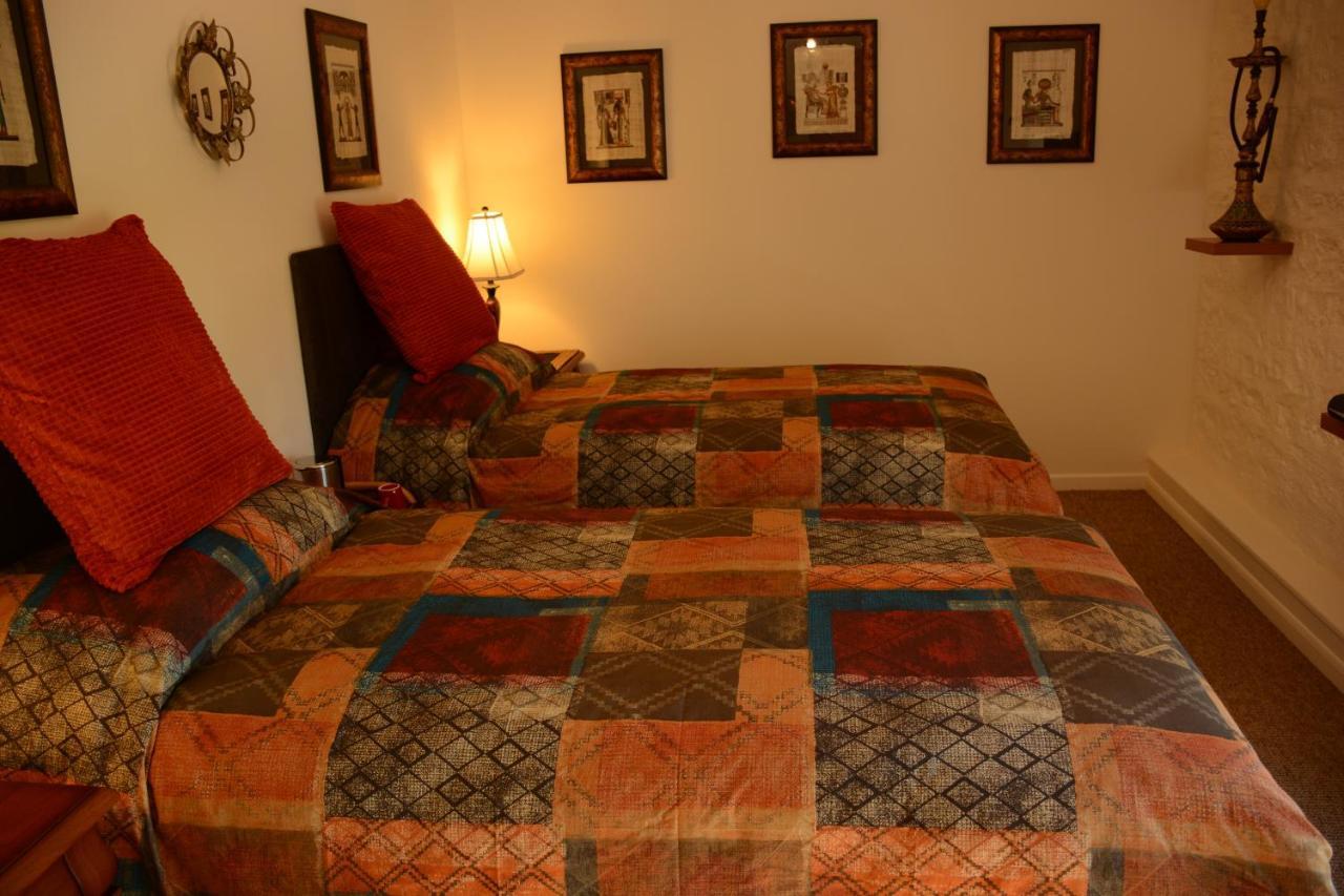 Bed and Breakfast Les Noyers Aulnay Aulnay  Экстерьер фото
