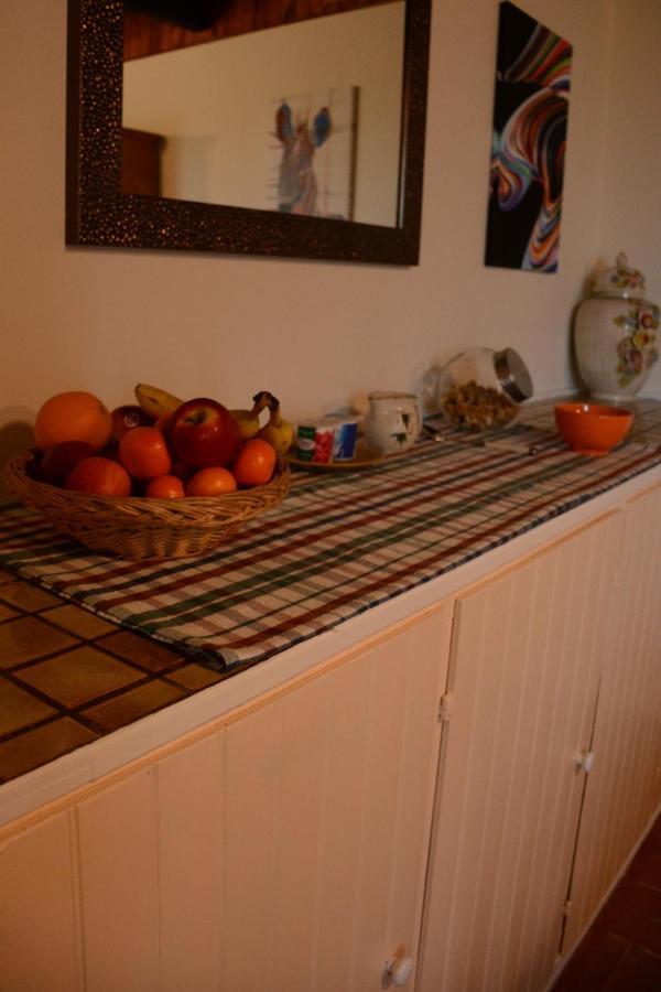 Bed and Breakfast Les Noyers Aulnay Aulnay  Экстерьер фото